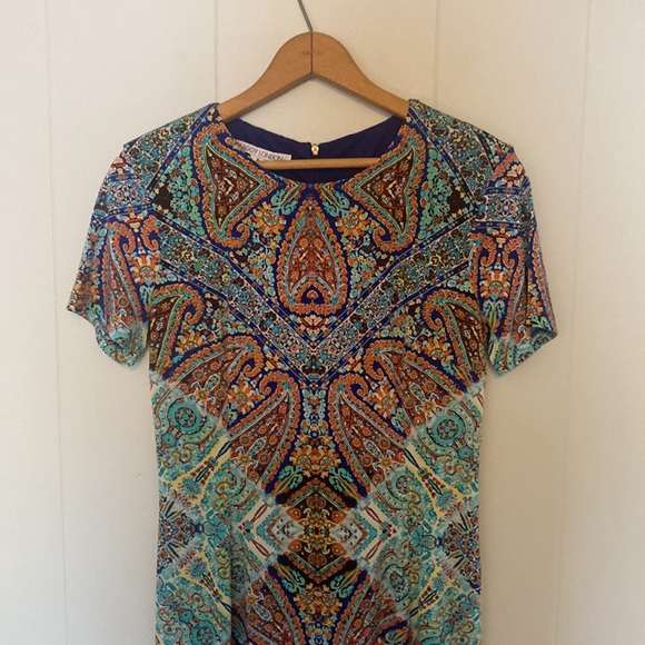 Maggie London size 8 vibrant colors short sleeve midi dress Worn once! - Picture 2 of 8